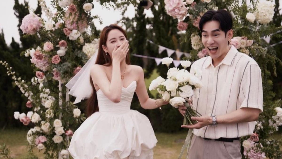 歐陽妮妮聽張書豪求婚被逗笑。(圖/翻攝自IG)