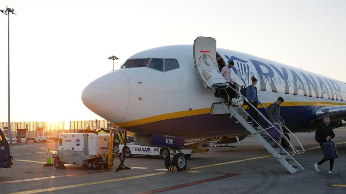 所幸機上近200名乘客、機組員平安無事。(示意圖/翻攝自 IG ryanair)