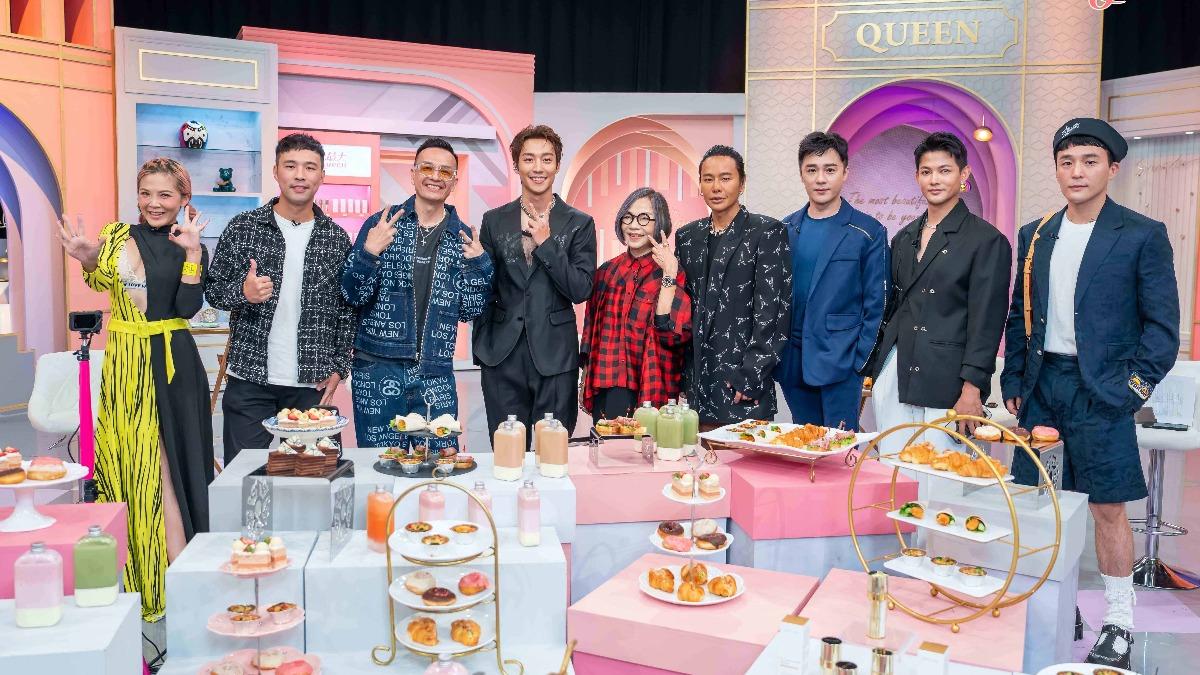 《女人我最大》9位專業老師一起點評金曲紅毯。(圖/TVBS)