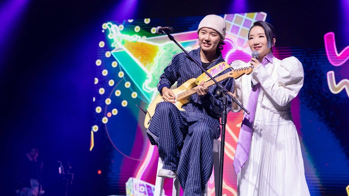 陶晶瑩和女兒荳荳一起演唱。(圖/華貴娛樂提供)