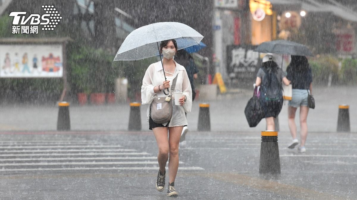 天氣/暴雨開轟!雙北12縣市大雨特報 下到晚上