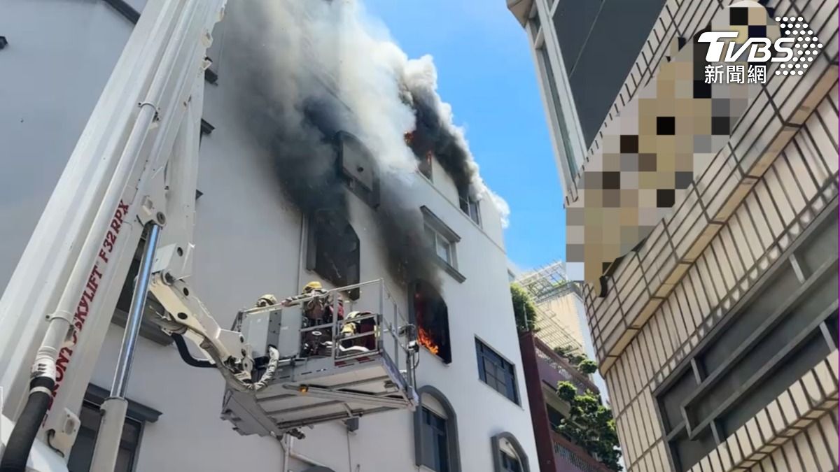 快訊/台南民宅嚴重火警 7旬失聯婦困電梯「明顯死亡」