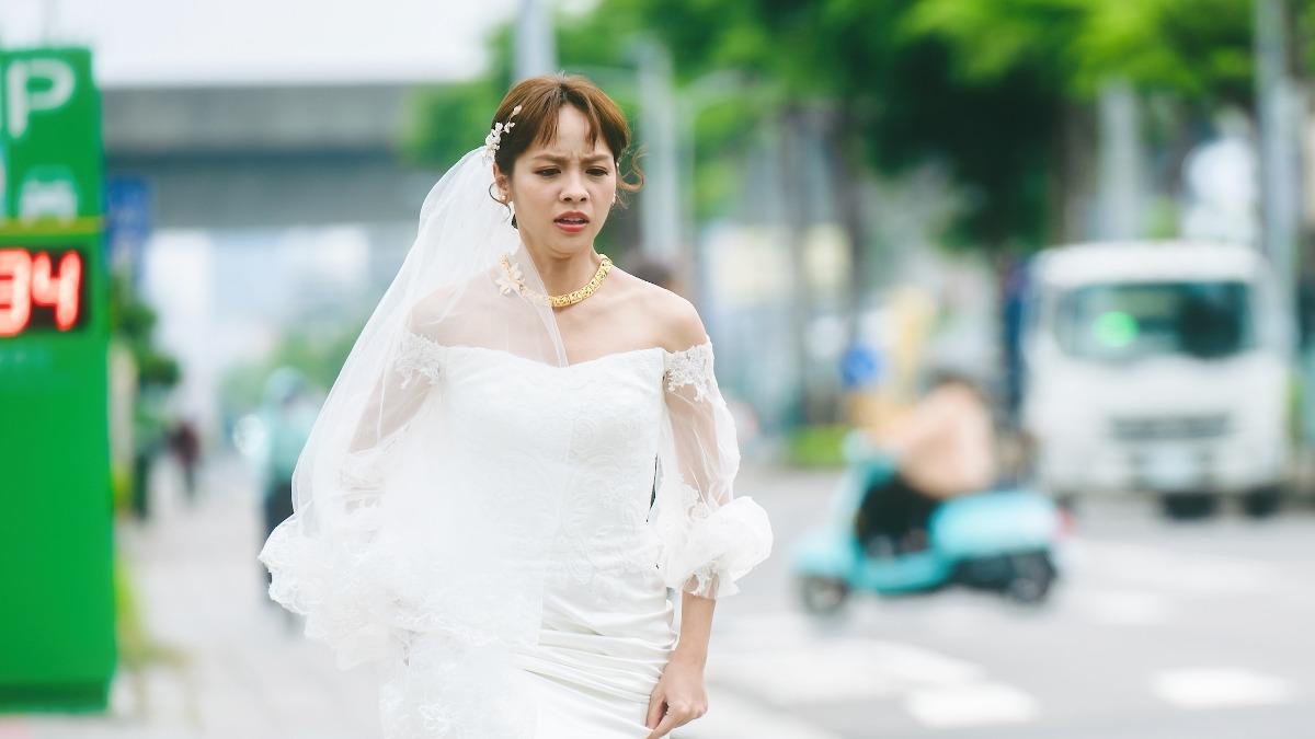 張書偉人設崩壞！前妻大鬧婚禮　黃姵嘉氣到臉綠「披白紗落跑」