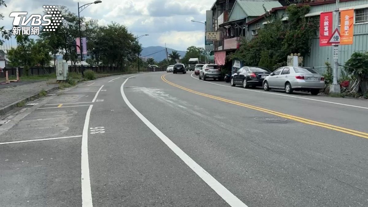 南投埔里路邊停車收費今上路 一早上演車輛消失術