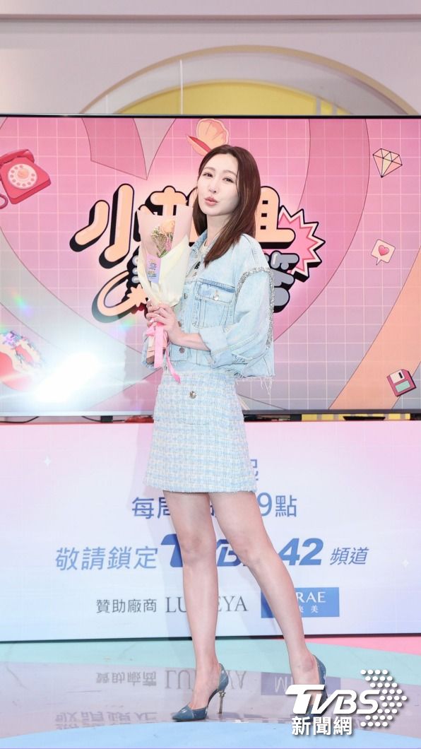 曾莞婷第一次獨挑大樑主持。(圖/趙世平攝)