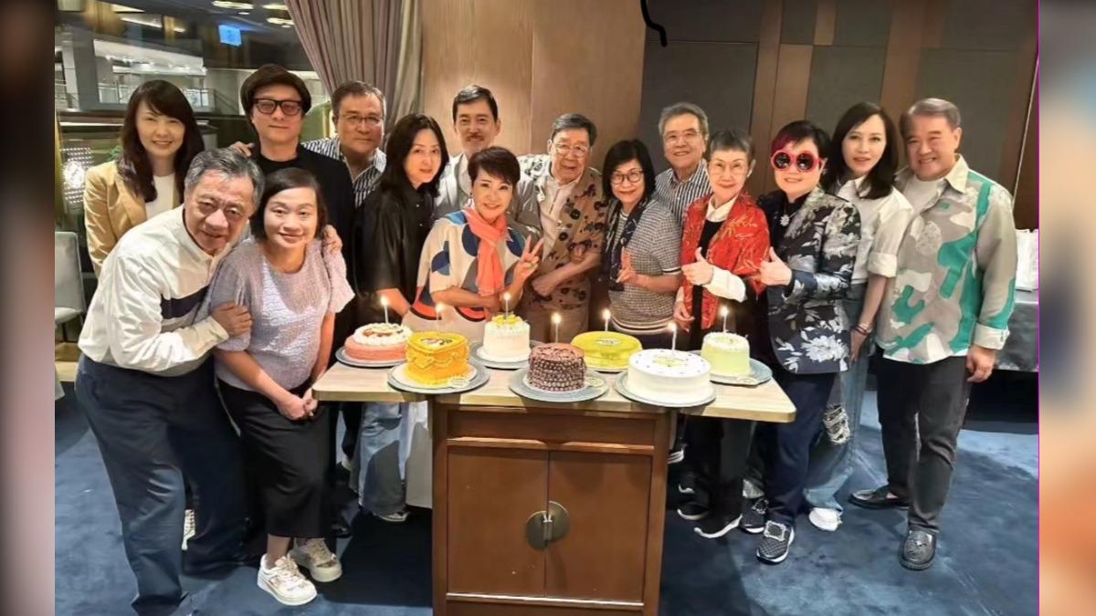 亞太影帝慶77歲生日!大咖聚集獻祝福 前TVB金牌主持罕現身