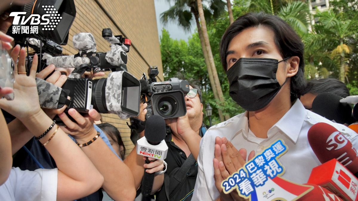 快訊／女荷官控妨害性自主　賀軍翔今赴北檢說明