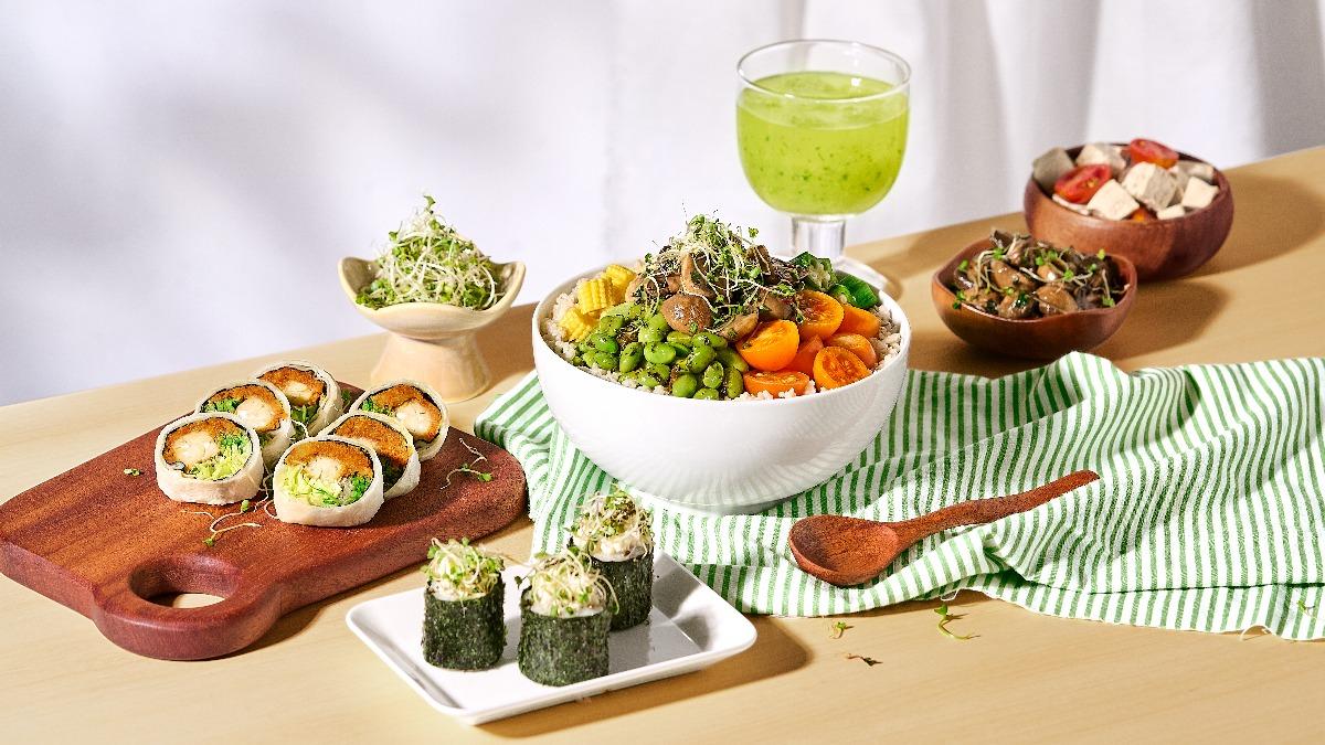 果然匯能製作屬於自己的Poke Bowl。(圖/業者提供)