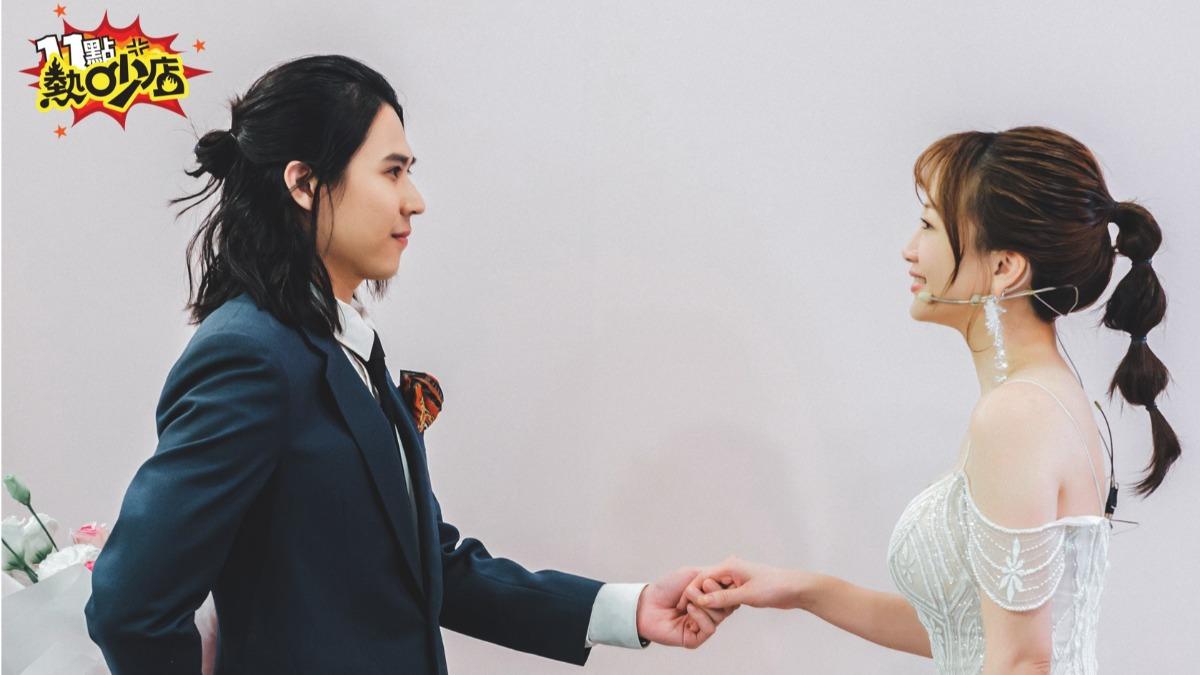 玉兔結婚2年「絕美婚紗照」曝光 老公下跪獻鑽求婚!爆哭:生完失去自我