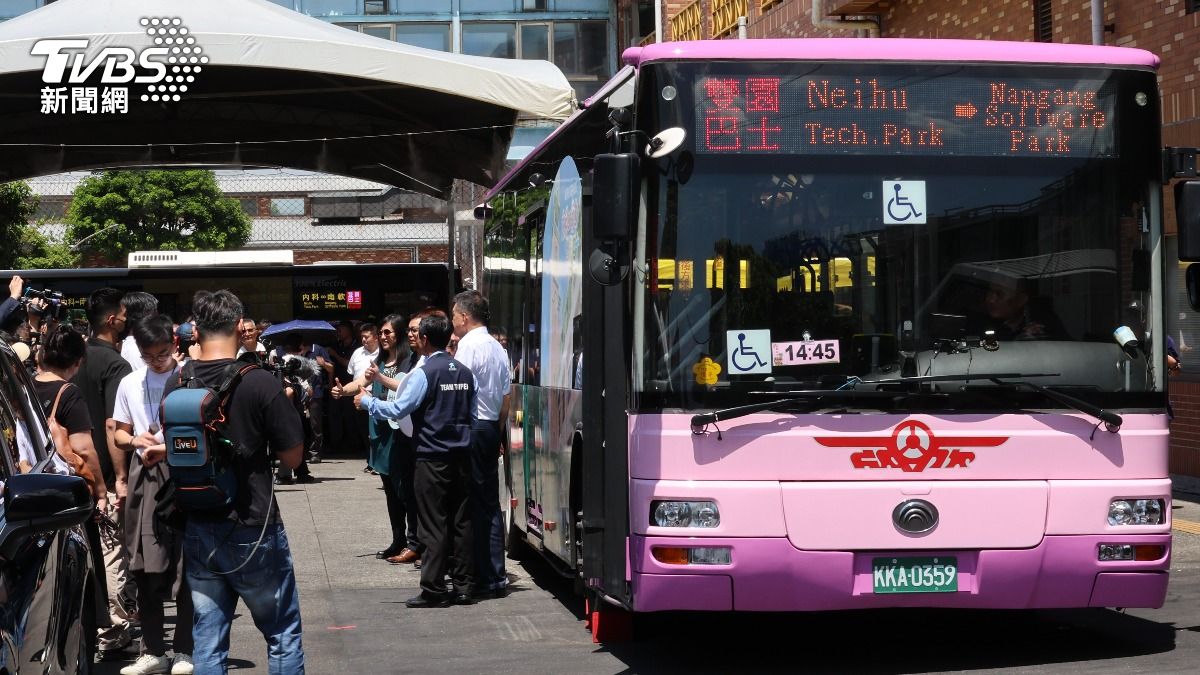 內湖21萬上班族交通沒救了？雙園巴士上路2個月　日均194人搭