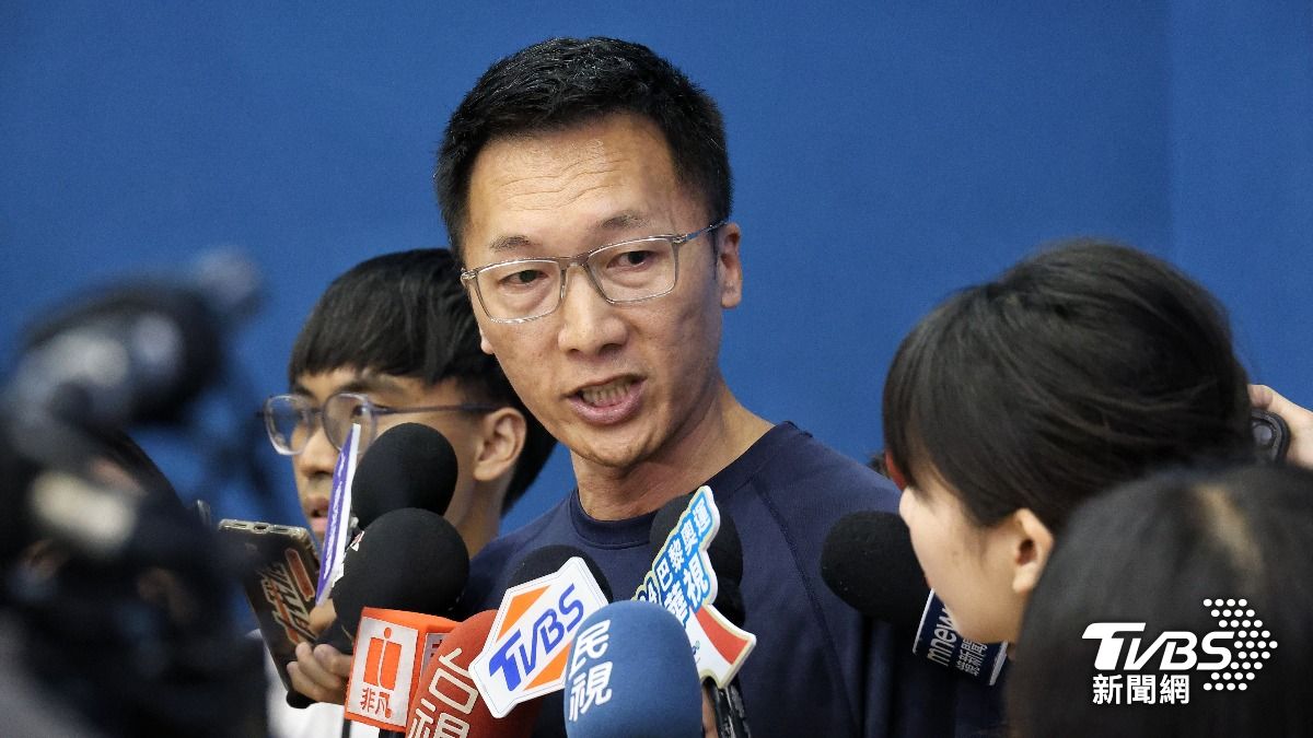富邦勇士總教練許晉哲表示,從未支持廢除外籍生。(圖/葉志明攝)
