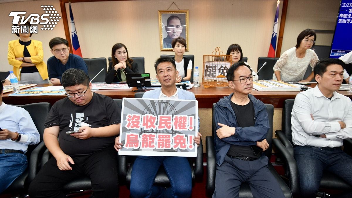 修法藍白吵不停 柯建銘:民進黨不可能接受鳥籠罷免修法