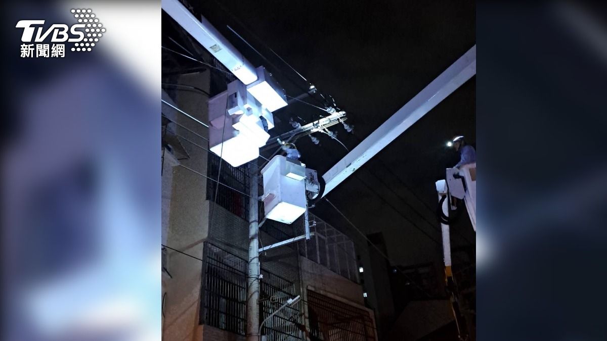 台電台中區處接獲通報,南屯區發生無預警停電。(圖/TVBS)
