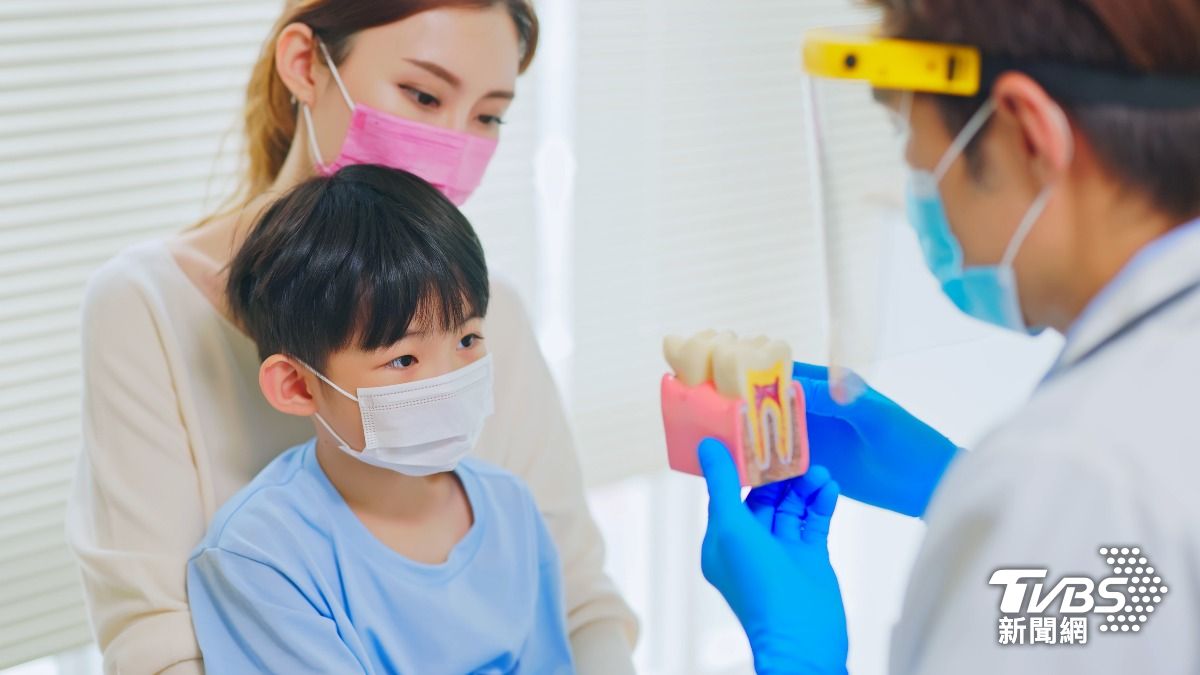 牙齒保衛戰2/牙醫進駐兒科診間「撈人」 主動出擊攔截防幼童爛牙