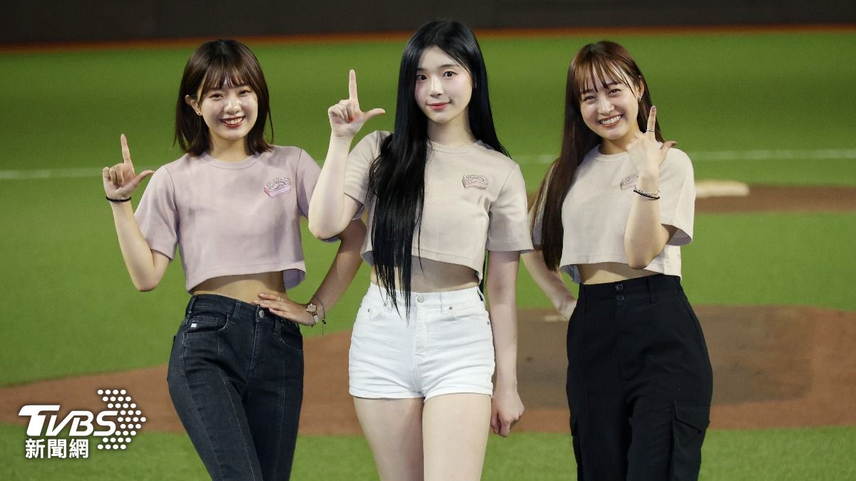 圖輯/統一UniGirls補強 日、韓、台應援大巨蛋亮相
