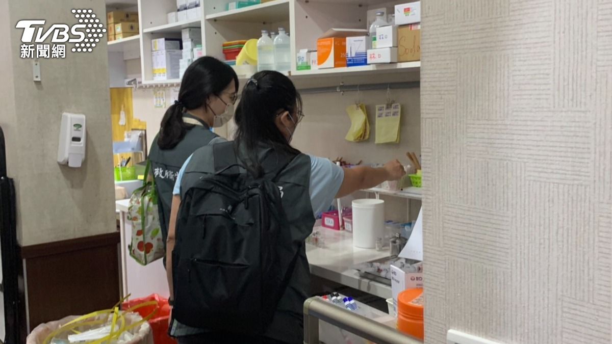 該間診所遭離職員工爆料，預防中風療程收費高昂，針劑還沒有明顯標示。（圖／TVBS）
