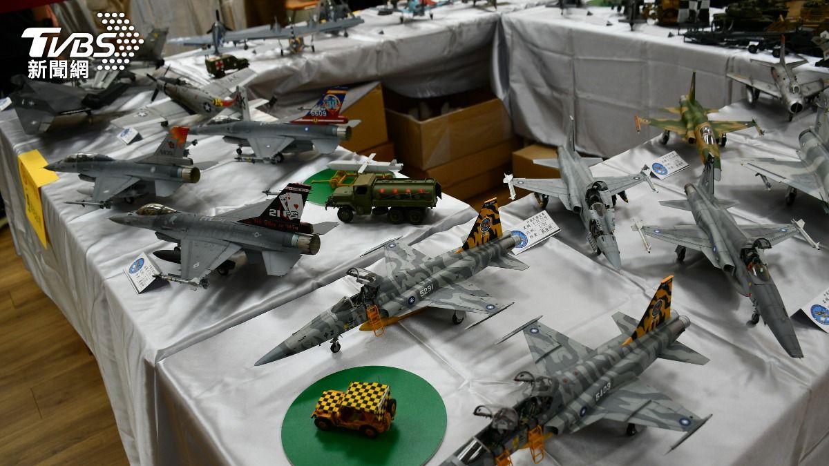 一次大戰老骨董 彩繪戰機 陸海空軍飛機模型彰化展出