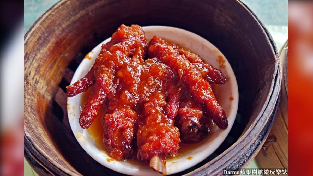 「鳳爪」(50元)網友都相當推薦,軟Q入味又有嚼勁。(圖/DARREN蘋果樹旅遊玩樂誌提供)