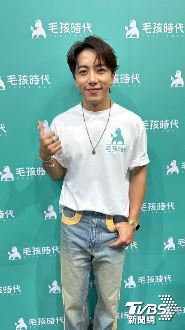 坤達近期工作繁忙,向《木曜4超玩》告假。(圖/黃盈容攝)