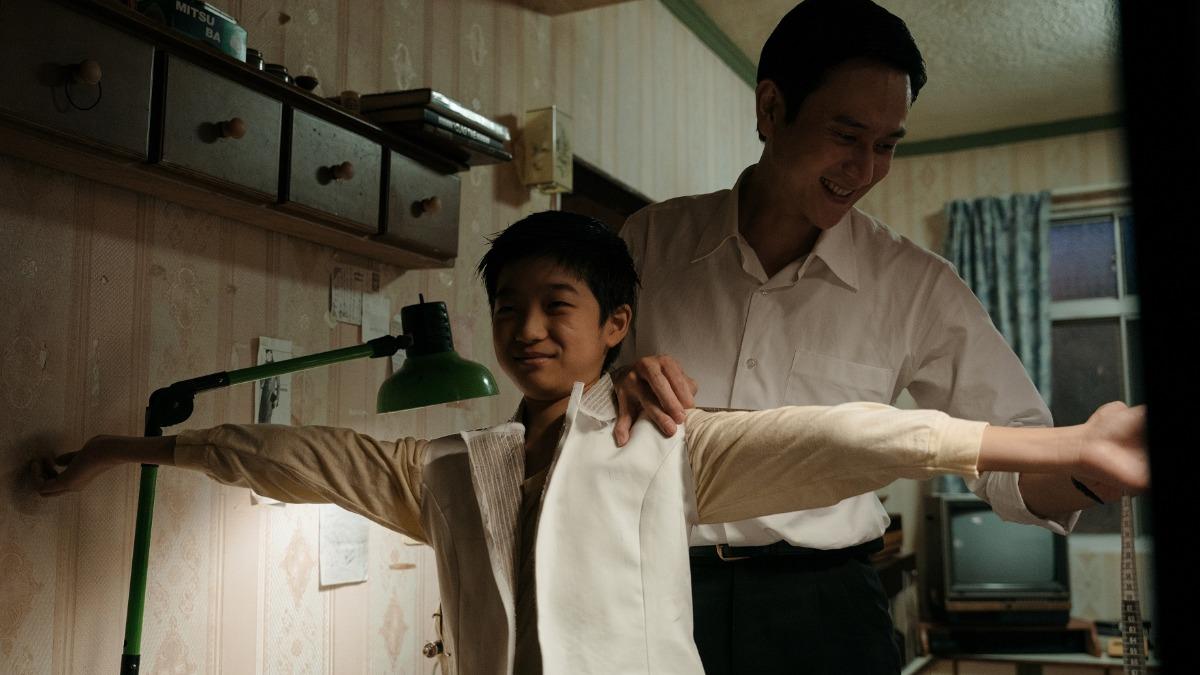 陳果導演最看好《老狐狸》15歲男主角白潤音。(圖/華映提供)
