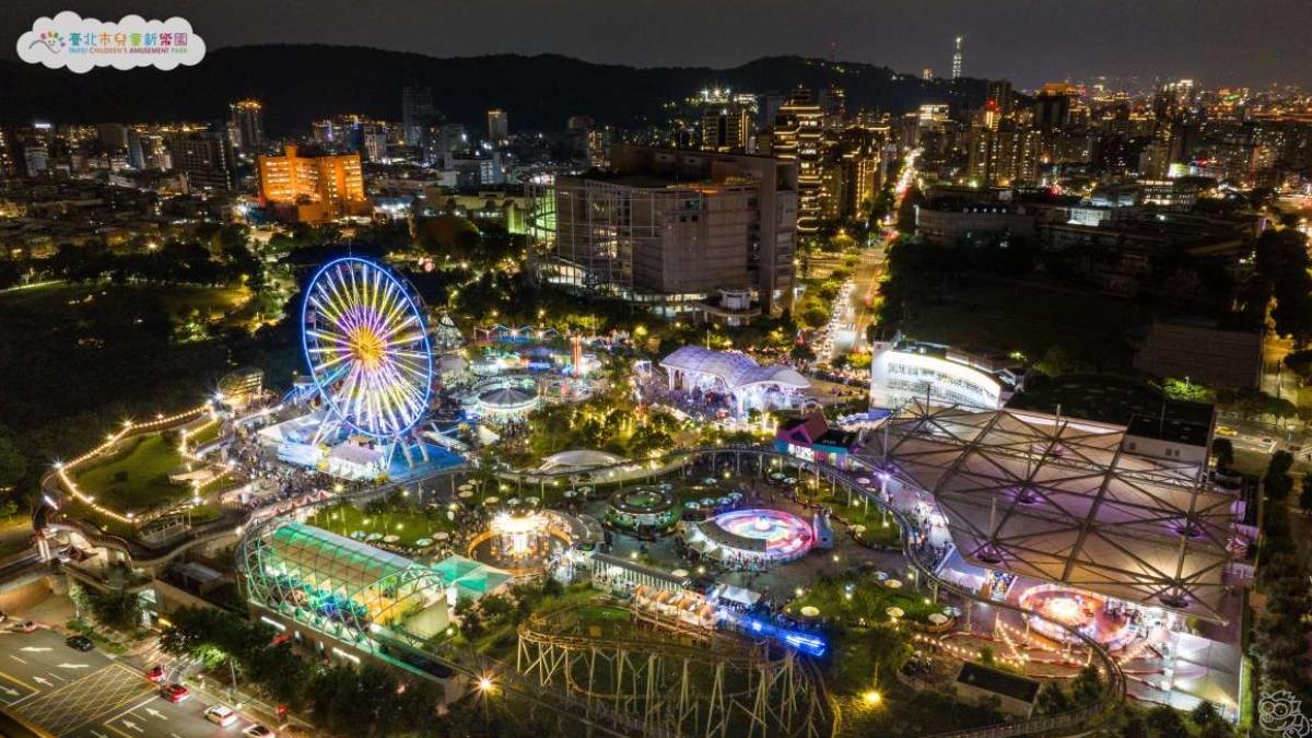 暑假期間,購買200元的「一日樂Fun券」就可以無限次體驗8項大型遊樂設施+2項小型遊樂設施。(圖/兒童新樂園提供)