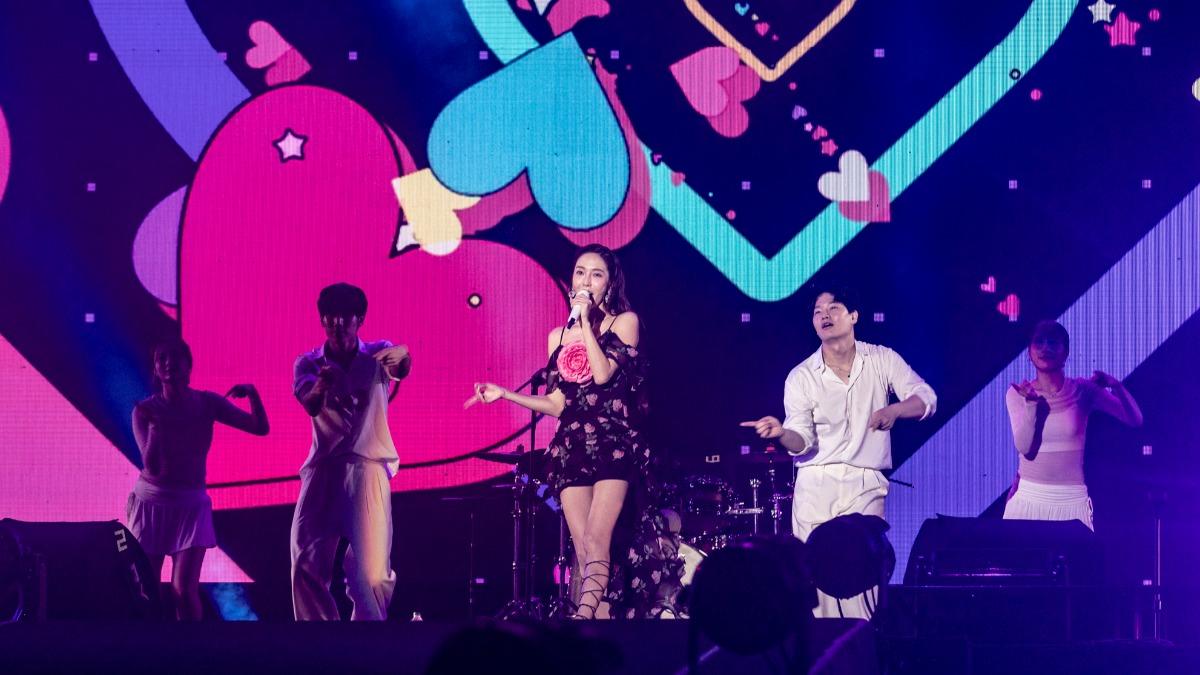 JESSICA獻唱小幸運。(圖/讀者提供)