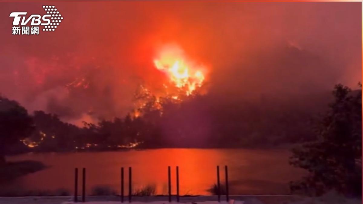 野火燒不停！美國家公園受災　義大利2火山連噴發