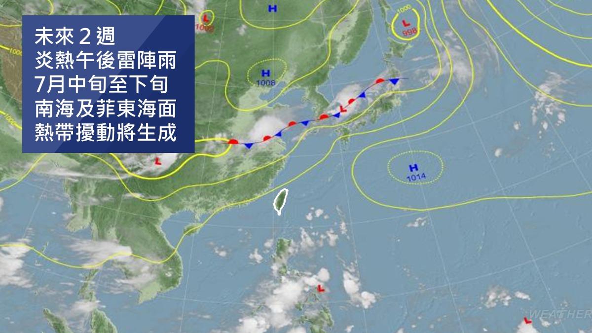 7月中旬至下旬,南海及菲東海面有機會生成熱帶擾動。(圖/中央氣象署)