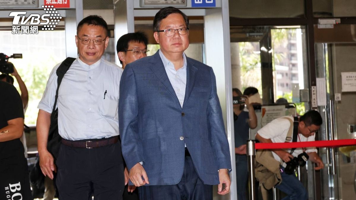 500萬交保撤銷!鄭文燦遲到「笑不出來」 二度開羈押庭