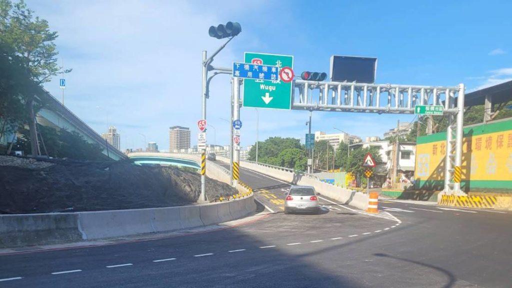 為了銜接高速公路與平面道路,國道都會在各個路段設計匝道。(圖/公路總局提供)