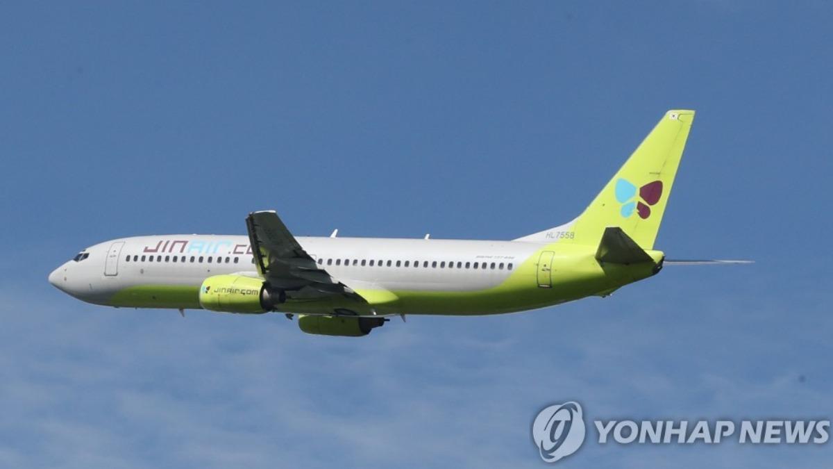 韓國真航空波音737飛越南「機體異常」 深夜緊急迫降桃園機場
