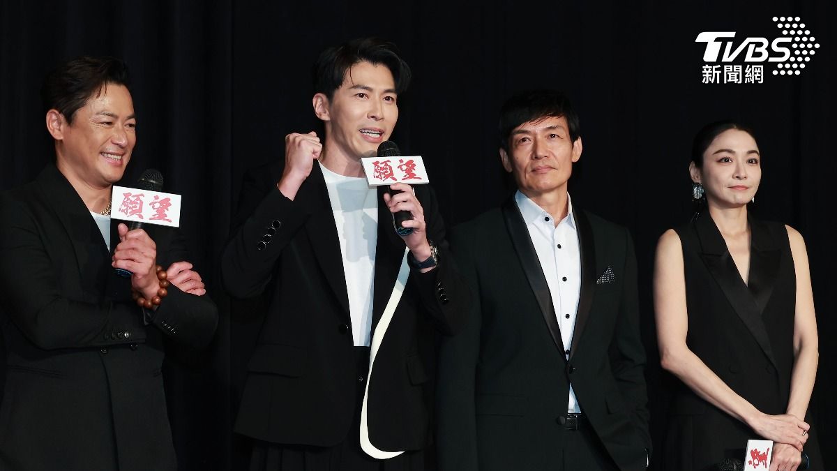 江宏恩(左起)、黃少祺、霍正奇、江祖平出席《願望》首映會。(圖/黃城碩攝)