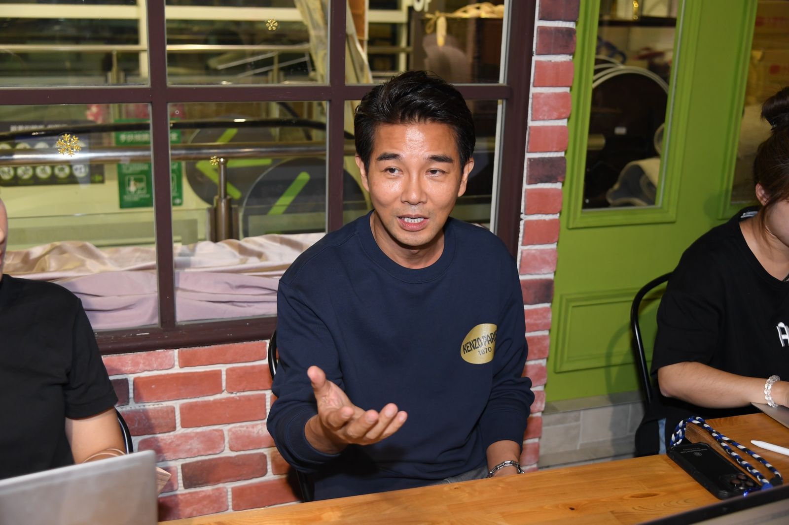 謝承均拍了一年多了八點檔立菁母親生病住進加護病房。(圖/三立提供)