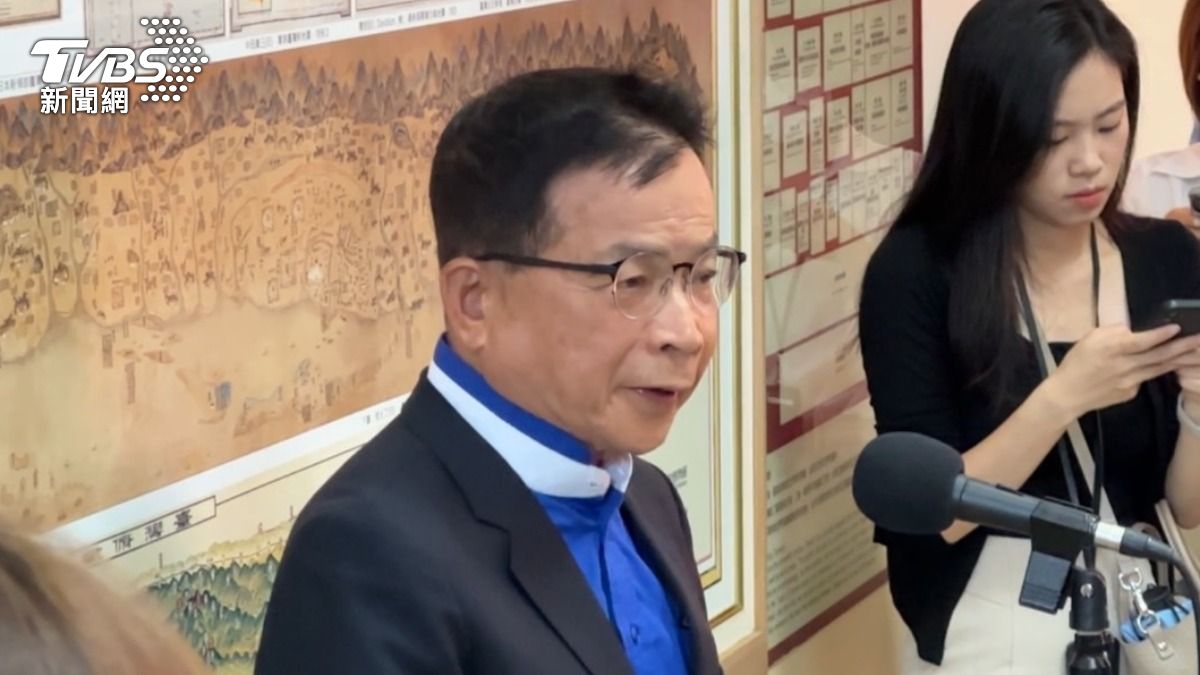 賴士葆撞2女「2度鞠躬道歉」 綠黨團:立法者自己也要遵循