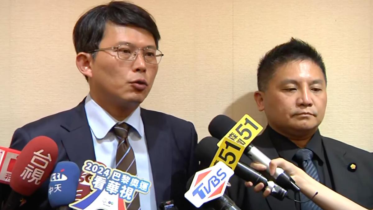 民眾黨立委黃國昌與國民黨立委吳宗憲。(圖/TVBS)