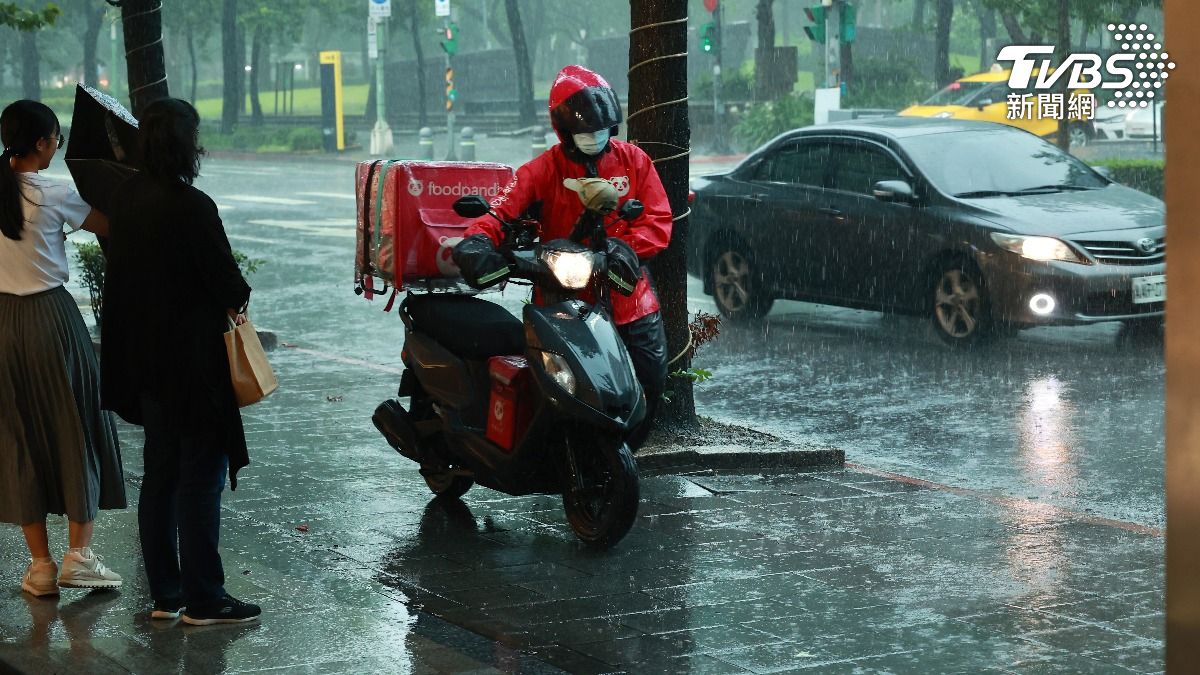 天氣／春雨鋒面還沒完！明3地炸雨　下波全台溼3天時間曝