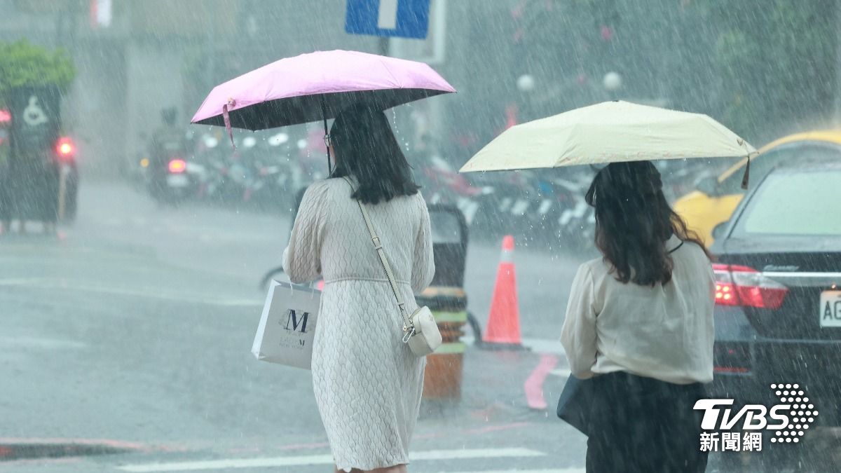 天氣/輕颱山陀兒威力仍猛!悠哉慢步遊台灣 7縣市慎防「紫爆雨彈」