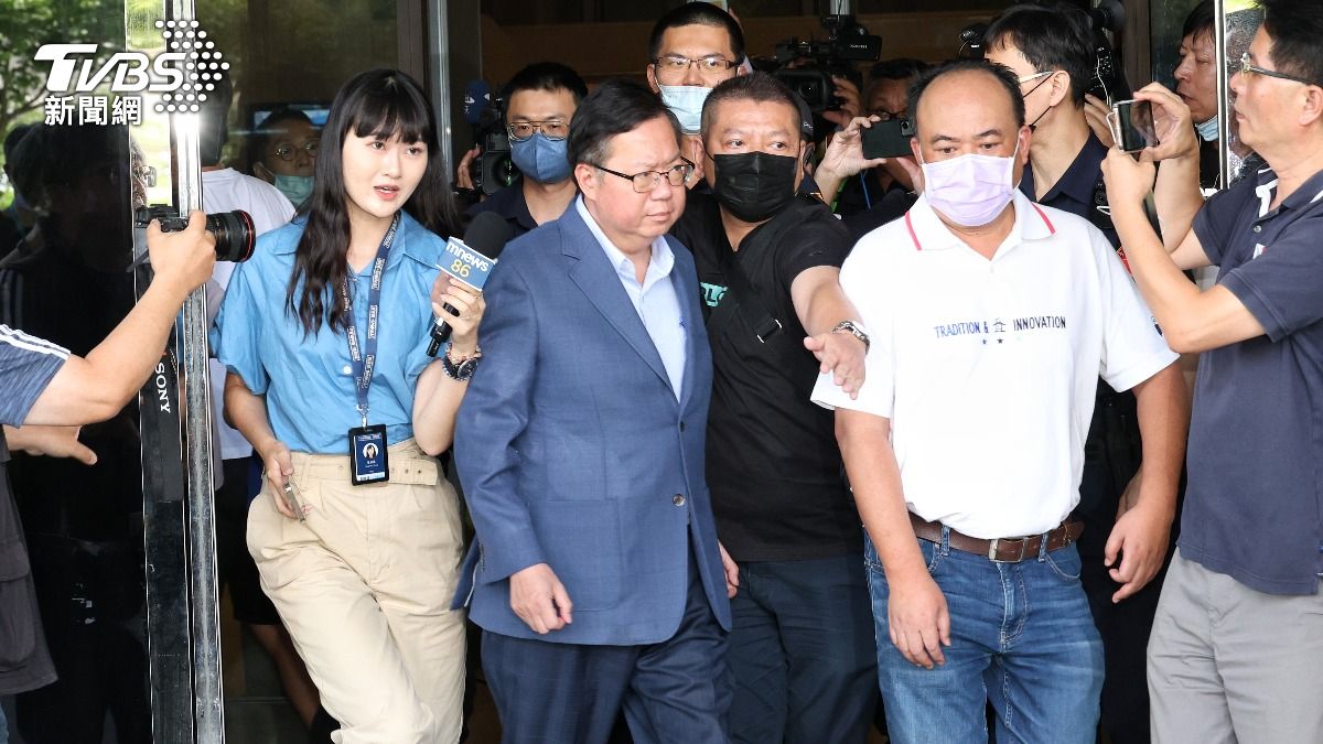 吳子嘉認為,鄭文燦過去因表態力挺蔡英文,是賴清德上位過程的一個障礙。(圖/葉志明攝)
