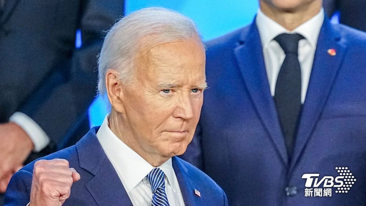 拜登近期遭外界呼籲「退選」的聲浪愈演愈烈。(圖/達志影像美聯社)