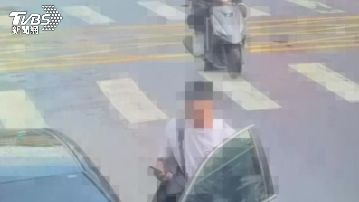 埋伏1小時!咖啡廳老闆「持制式手槍」轟吳明達 妻:不知情