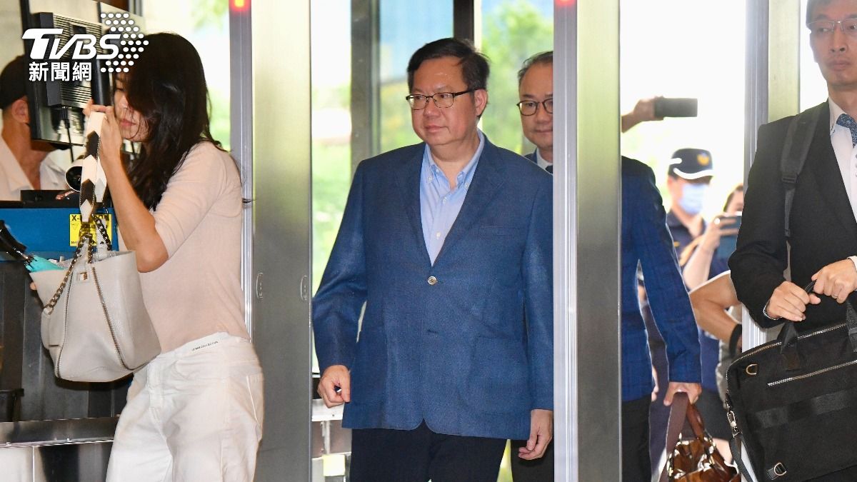 快訊/押還交保?三開羈押庭 鄭文燦「沒表情」提早現身