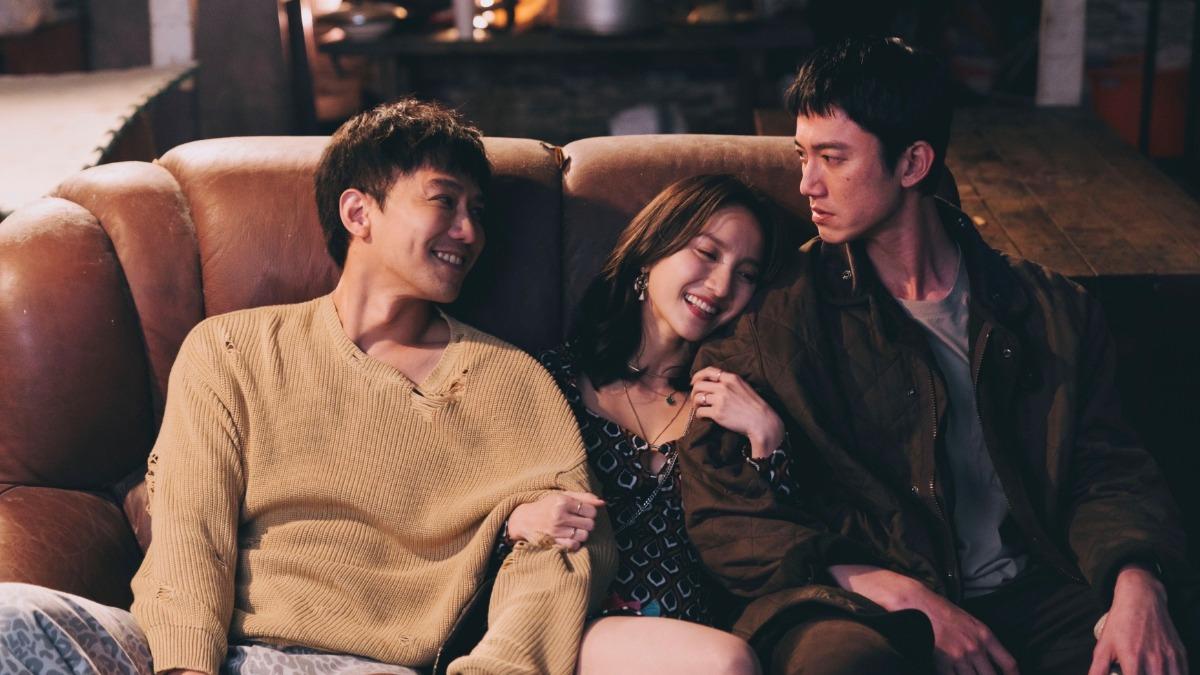 《塑膠花》吳慷仁遭戴綠帽「背黑鍋7年」 小王攬妻女當現成爸
