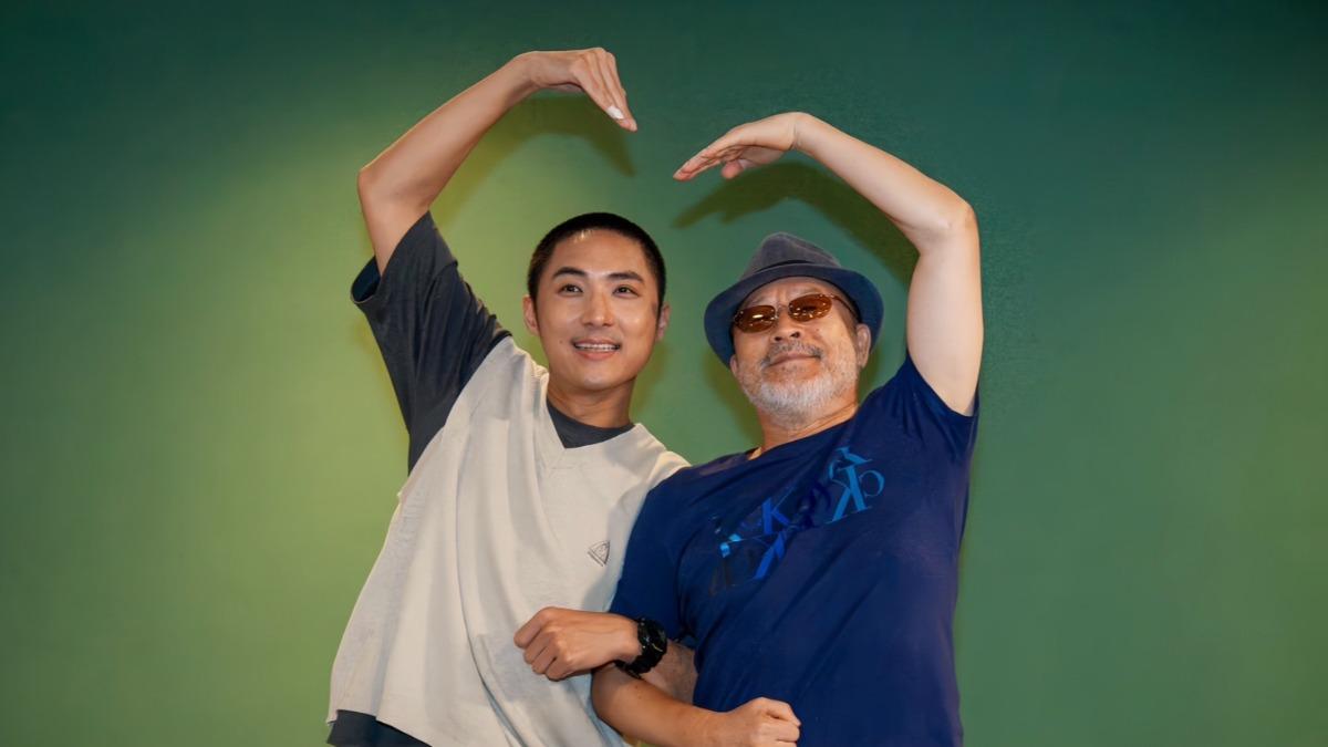 李運慶(左)、班鐵翔詮釋有隔閡的父子。(圖/大愛提供)
