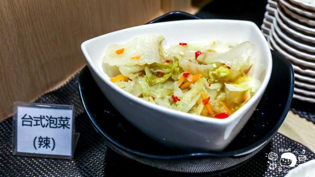 台式泡菜可以拿來配飯或當開胃小菜享用。(圖/陳小可的吃喝玩樂提供)