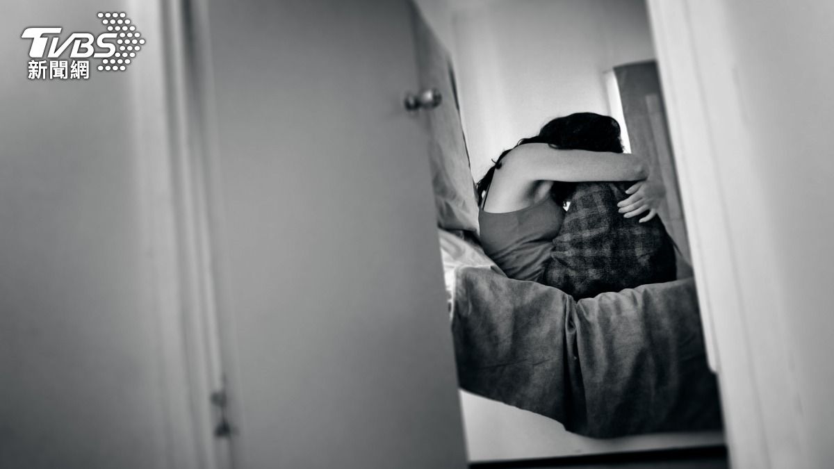 準新郎團「集體性侵3女」！單身派對洩慾　搭訕硬吃澳19歲妹