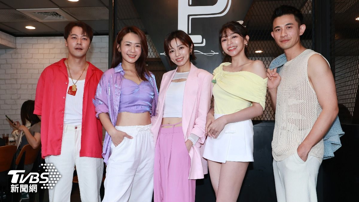 左起黃文星、李又汝、王瞳、曾智希、曾子益。 (圖/黃城碩攝)