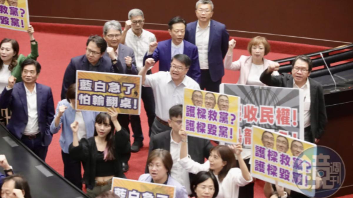 藍白聯手「罷免規定加嚴」逕付二讀 他批無恥:以為人民看不懂嗎