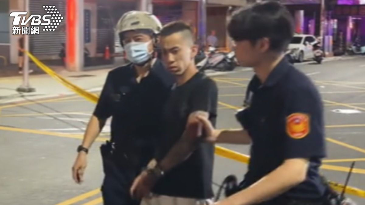三重警遭撞死！賓士男「正面照」曝光　被逮露凶光怒瞪