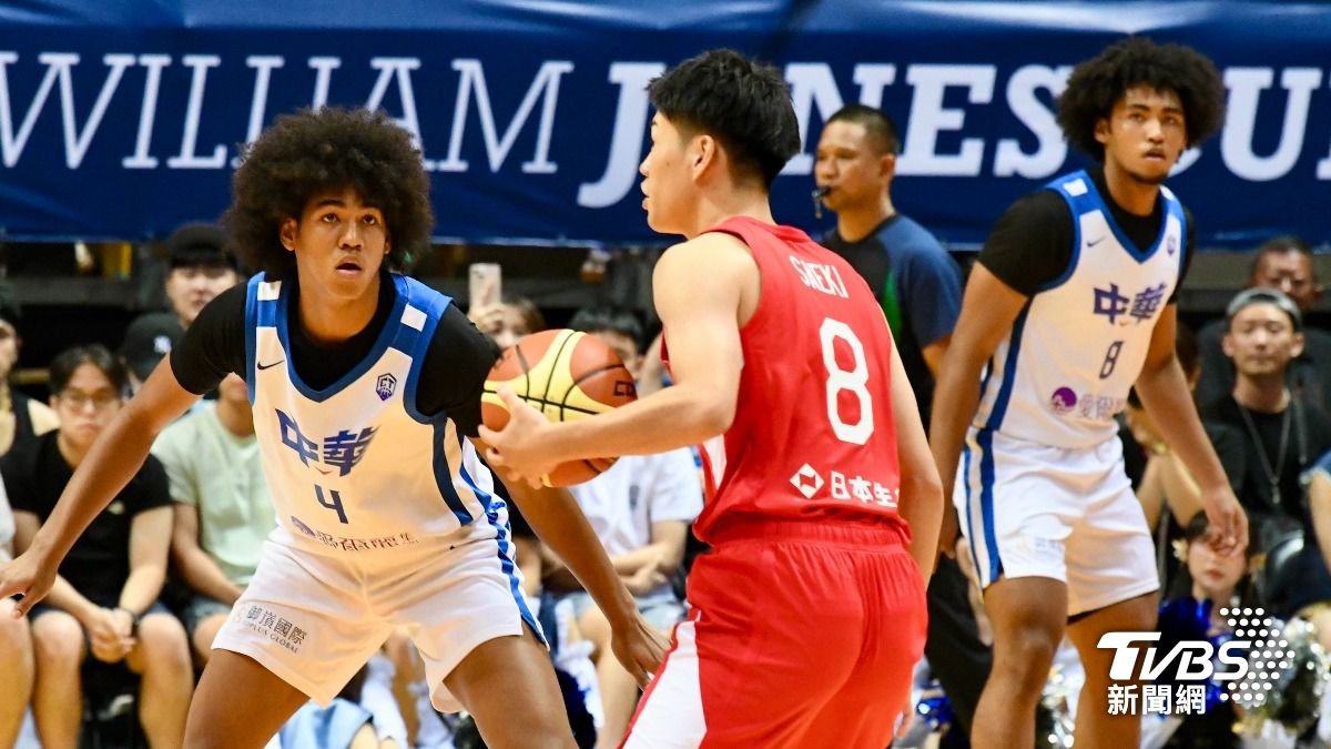 瓊斯盃/CBA三少合體賀氏兄弟夢幻陣容 中華藍射日成功首勝入袋