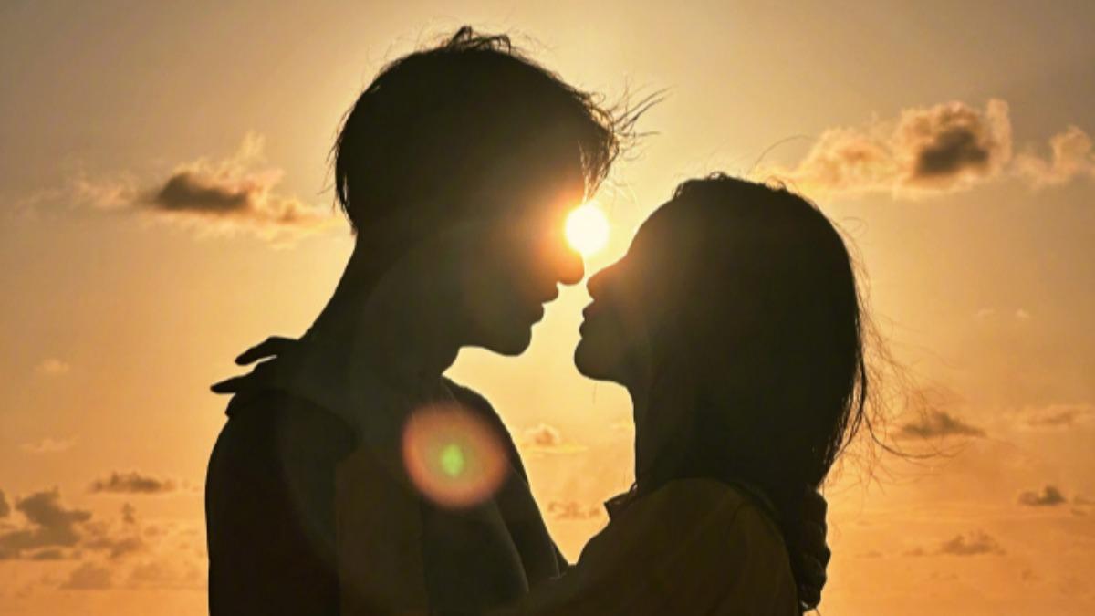 才爆求婚!大咖男星藏4年終於認愛 牽手正妹女星大放閃